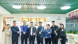 搭起人才舞臺丨珠海市香洲區(qū)總工會領(lǐng)導(dǎo)一行蒞臨靈科超聲波參觀調(diào)研