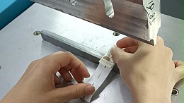靈科超聲波-焊接衣服商標(biāo)